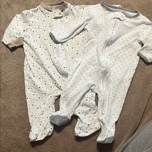 Circo Starry Night Kids Footies - White and Gray